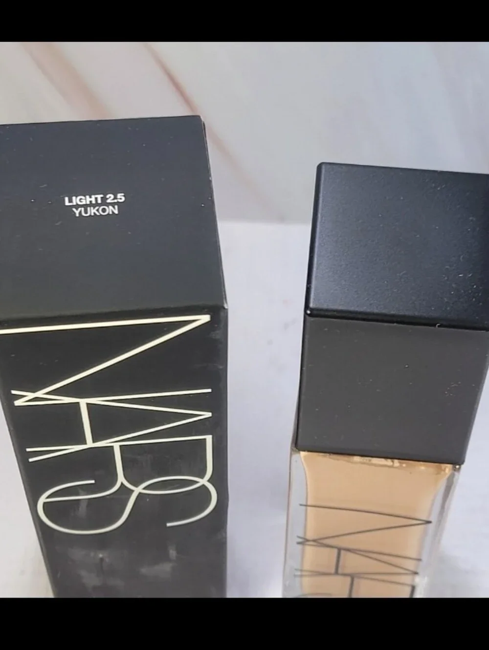 NARS Natural Radiant Longwear Liquid Foundation BNIB